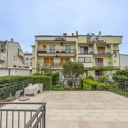 Apartment Sandro ツリクヴェニツァ エクステリア 写真