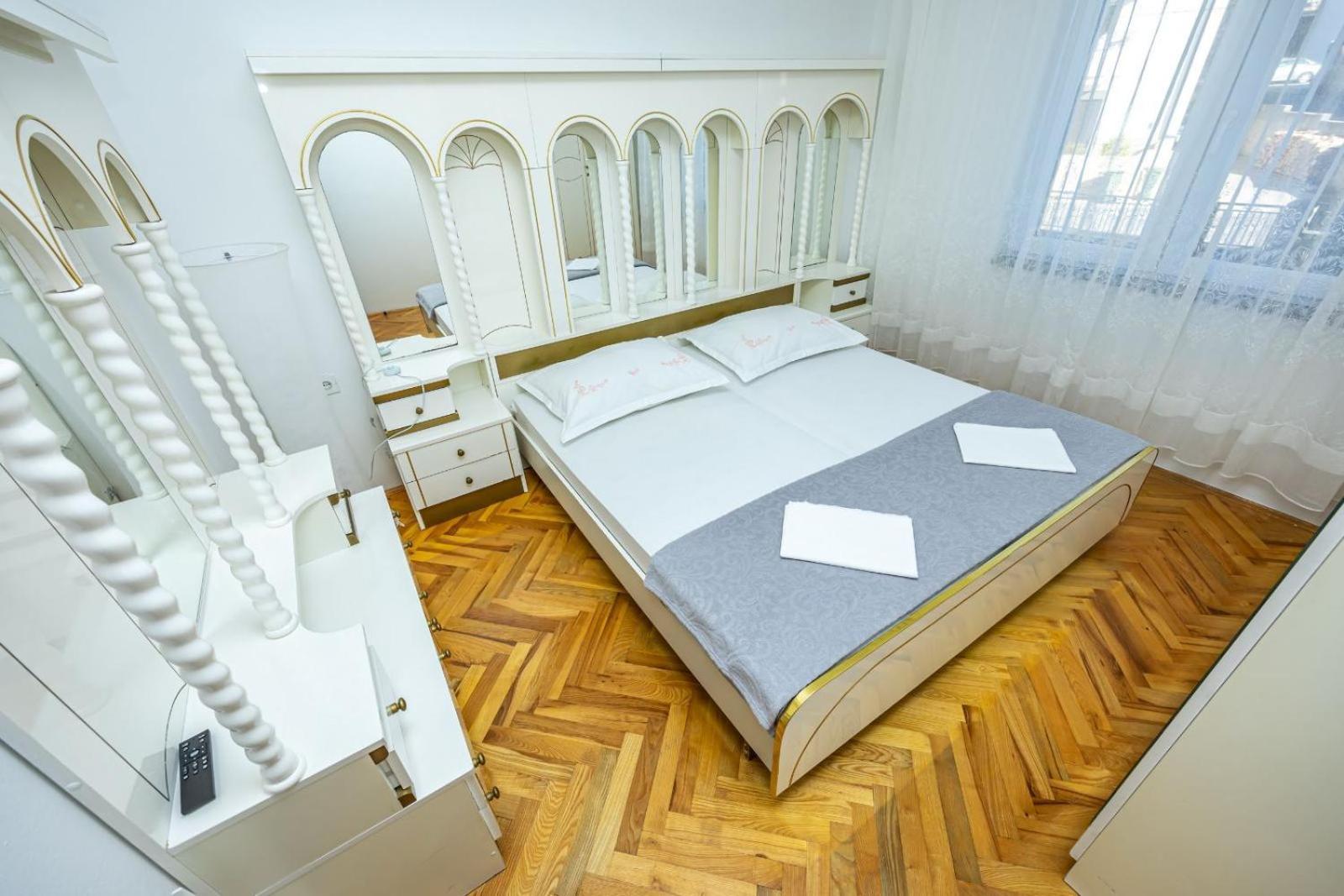 Apartment Sandro ツリクヴェニツァ エクステリア 写真